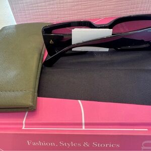 Stylish Black Sunglasses